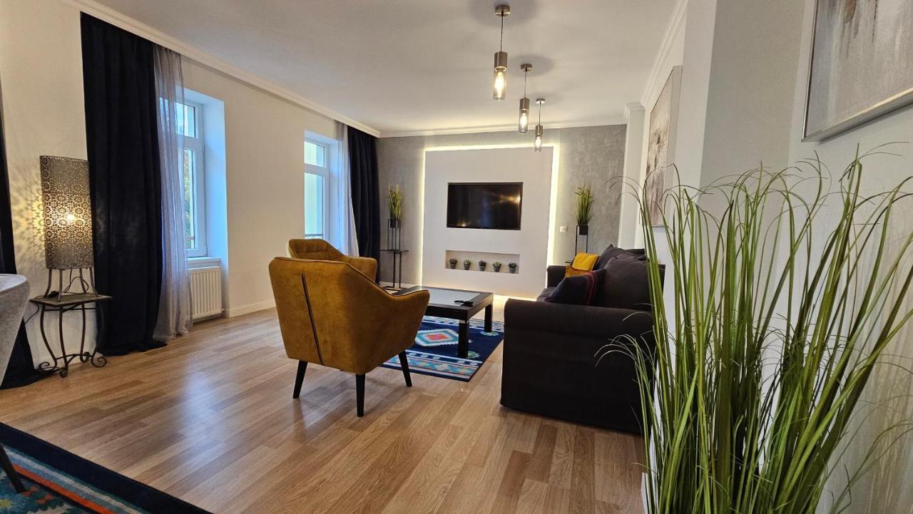Apartment Dreamzzz 130m2 Designerwohnung Mit 2 Baedern