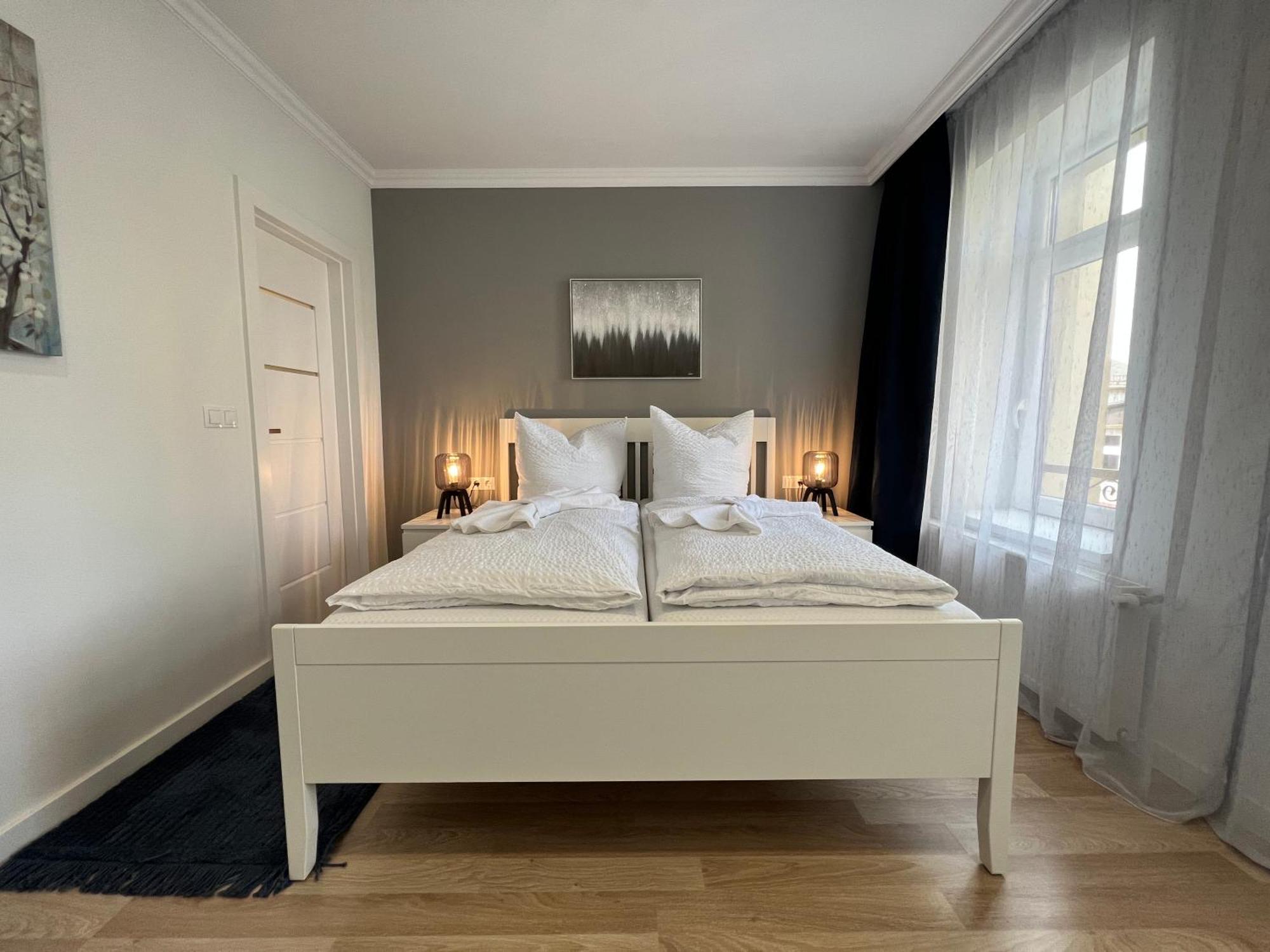 Apartment Dreamzzz 130m2 Designerwohnung Mit 2 Baedern *